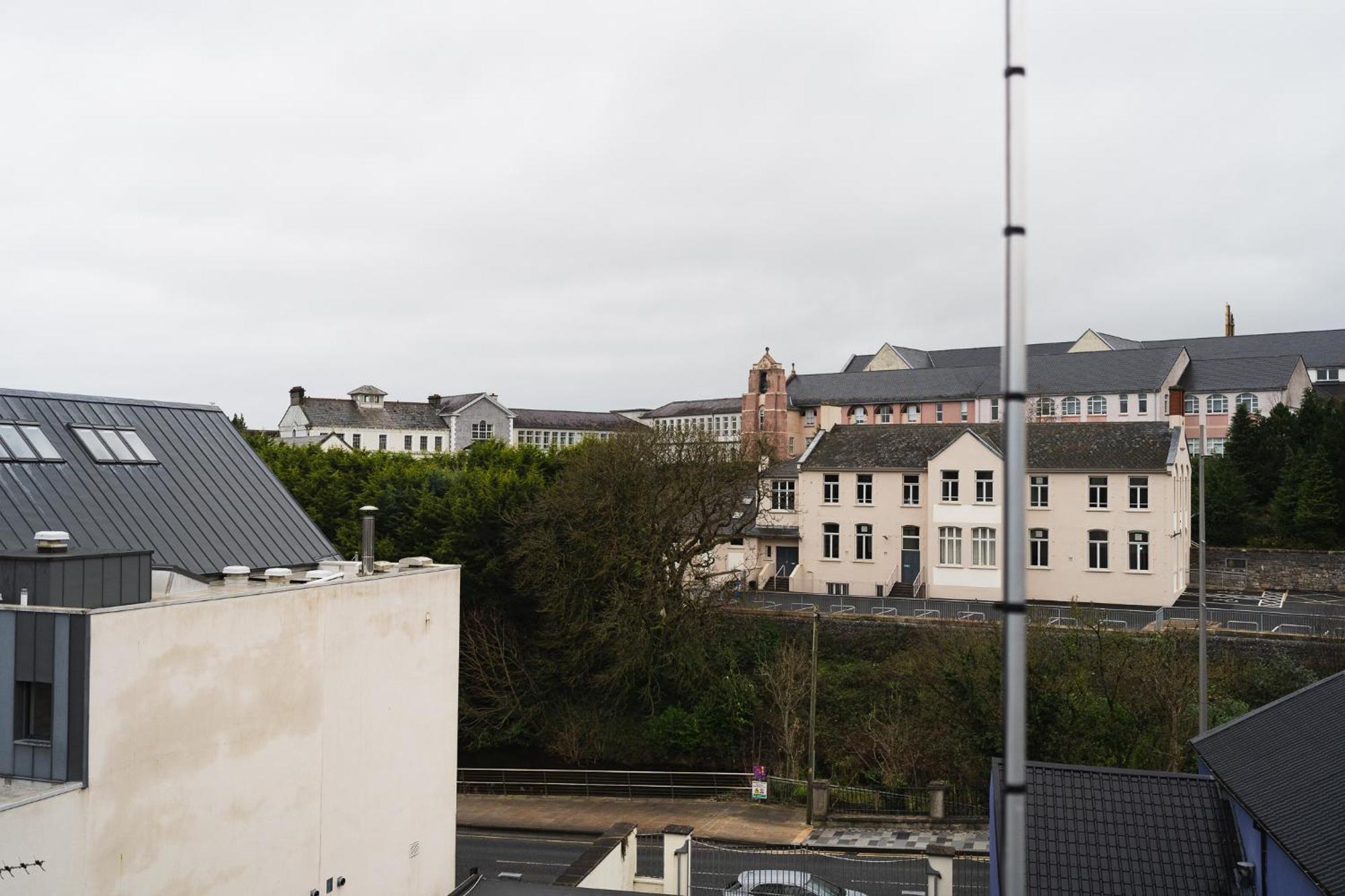 Apartament Erne A Rest Enniskillen Zewnętrze zdjęcie